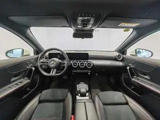 Mercedes-Benz A-Class 2024 A 200 L Version mode extérieur photo 10