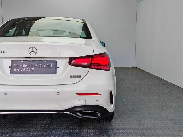 Mercedes-Benz A-Class 2024 A 200 L Version mode intérieur photo 20