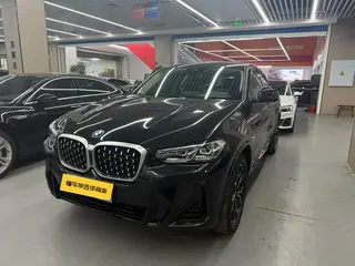 BMW X4 2022 xDrive 25i M Sports suit