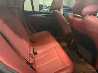 BMW X4 2022 xDrive 25i M Sports suit interior photo 6