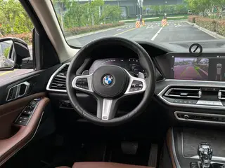 BMW X5 2019 xDrive40i M Sports suit interior photo 16