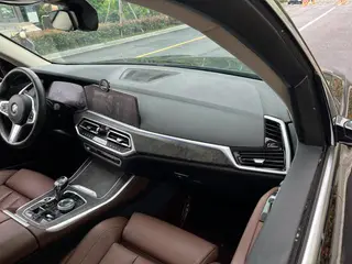 BMW X5 2019 xDrive40i M Sports suit interior photo 18