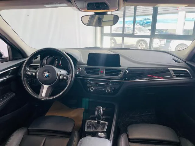 BMW 1 Series 2020 120i M Sports suit exterior photo 7