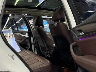 BMW X3 2020 xDrive28i Luxury Set interior photo 18