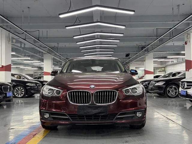 BMW 5 Series GT 2015 528i Leading Type exterior photo 2 BMW 5 Series GT 2015 528i Leading Type exterior photo 2