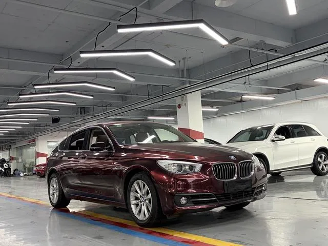 BMW 5 Series GT 2015 528i Leading Type exterior photo 3 BMW 5 Series GT 2015 528i Leading Type exterior photo 3