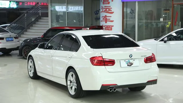 BMW 3 Series 2017 320i M Sporty exterior photo 4 BMW 3 Series 2017 320i M Sporty exterior photo 4