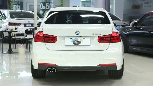 BMW 3 Series 2017 320i M Sporty exterior photo 5 BMW 3 Series 2017 320i M Sporty exterior photo 5