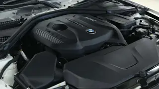 BMW 3 Series 2017 320i M Sporty interior photo 14 BMW 3 Series 2017 320i M Sporty interior photo 14