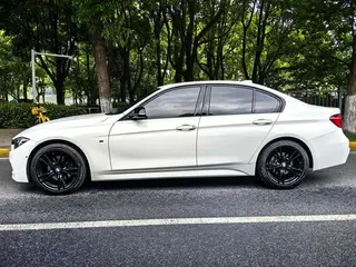 BMW 3 Series 2019 320i M Sports Obsidian Night Edition exterior photo 4
