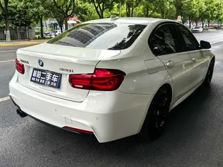 BMW 3 Series 2019 320i M Sports Obsidian Night Edition interior photo 20