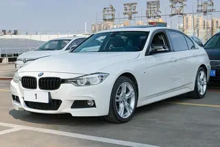 BMW 3 Series 2018 320Li Líder M Conjunto deportivo