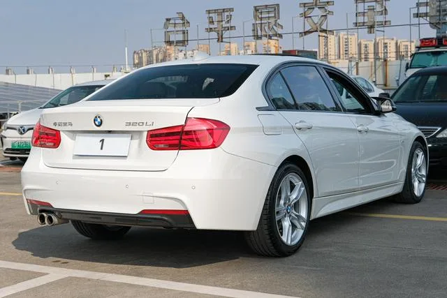 BMW 3 Series 2018 320Li Leading Type M Sports suit exterior photo 5