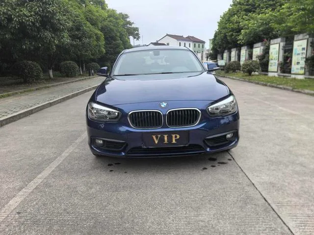 BMW 1 Series (Imported) 2018 118i Leading Type exterior photo 2