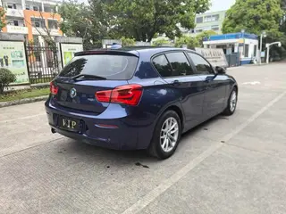 BMW 1 Series (Imported) 2018 118i Leading Type exterior photo 4