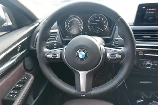 BMW 1 Series 2020 120i M Sports suit exterior photo 5