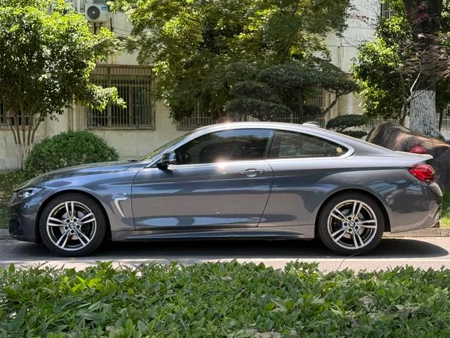 BMW 4 Series 2019 425i M Sports suit exterior photo 3