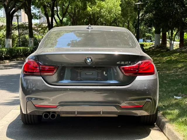 BMW 4 Series 2019 425i M Sports suit exterior photo 5