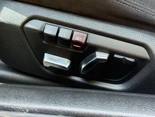 BMW 4 Series 2019 425i M Sports suit interior photo 15