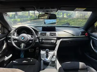 BMW 4 Series 2019 425i M Sports suit interior photo 19