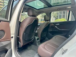 BMW X1 2020 sDrive20Li Fashionable exterior photo 5