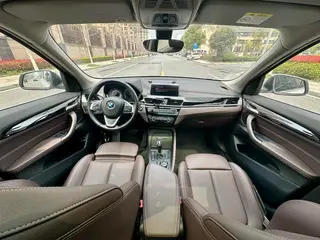 BMW X1 2020 sDrive20Li Fashionable interior photo 7