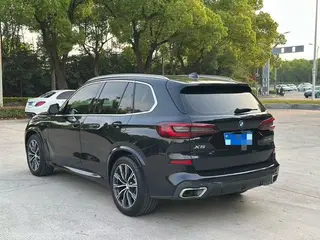 BMW X5 2021 Restyling xDrive30i M Sports suit interior photo 7
