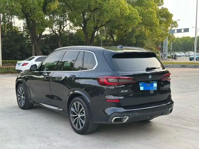 BMW X5 2021 Restyling xDrive30i M Sports suit interior photo 7