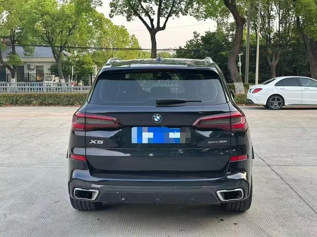BMW X5 2021 Restyling xDrive30i M Sports suit interior photo 8