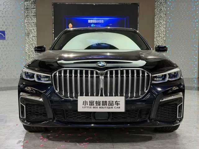 BMW 7 Series 2019 Restyling 740Li xDrive Administrative M Sports suit exterior photo 2 BMW 7 Series 2019 Restyling 740Li xDrive Administrative M Sports suit exterior photo 2