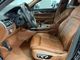 BMW 7 Series 2019 Restyling 740Li xDrive Administrative M Sports suit exterior photo 4 BMW 7 Series 2019 Restyling 740Li xDrive Administrative M Sports suit exterior photo 4