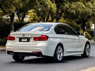BMW 3 Series 2018 320i M Sports suit exterior photo 6