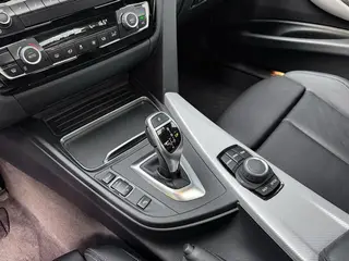 BMW 3 Series 2018 320i M Sports suit exterior photo 7