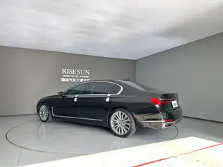 BMW 7 Series 2019 Restyling 740Li Leading Type Luxury Set interior photo 7
