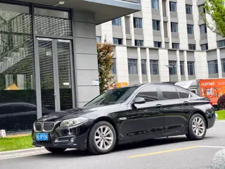 BMW 5 Series 2014 520i Elegant style exterior photo 8