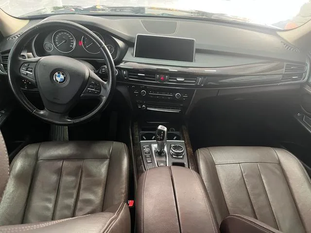 BMW X5 2014 xDrive35i Elegant style interior photo 13 BMW X5 2014 xDrive35i Elegant style interior photo 13