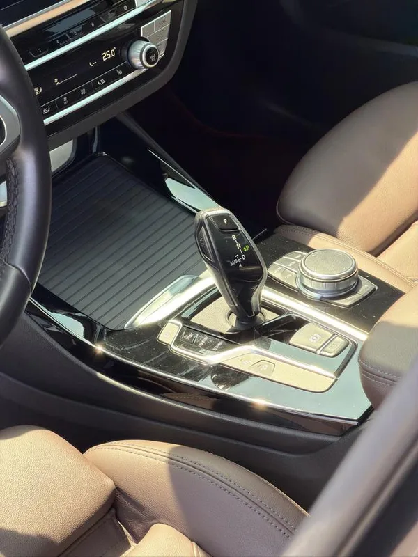BMW X3 2021 xDrive28i M Sports suit interior photo 12