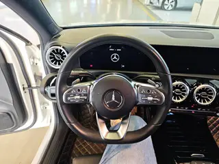Mercedes-Benz A-Class 2022 Reforma A 200 L Edición de moda de coche deportivo interior foto 13