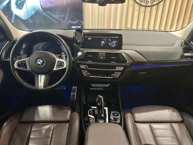 BMW X3 2021 xDrive28i M Sports suit interior photo 12