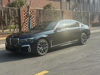 BMW 7 Series 2021 740Li Leader M Ensemble de sport