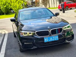 BMW 5 Series 2018 530Li Premium Class Luxury Set exterior photo 7