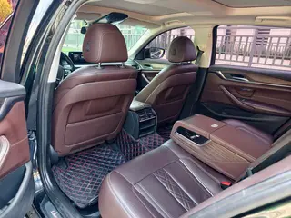 BMW 5 Series 2018 530Li Premium Class Luxury Set interior photo 14