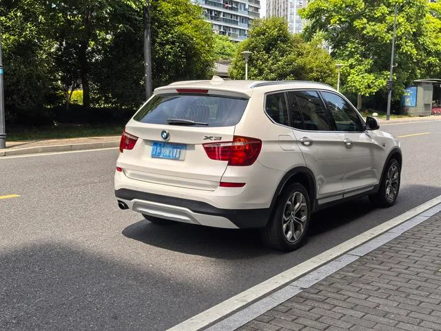 BMW X3 2014 xDrive20i X Design Suit interior photo 14