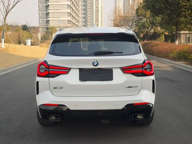BMW X3 2022 xDrive30i Leading Type M Obsidian Night Suit exterior photo 4 BMW X3 2022 xDrive30i Leading Type M Obsidian Night Suit exterior photo 4