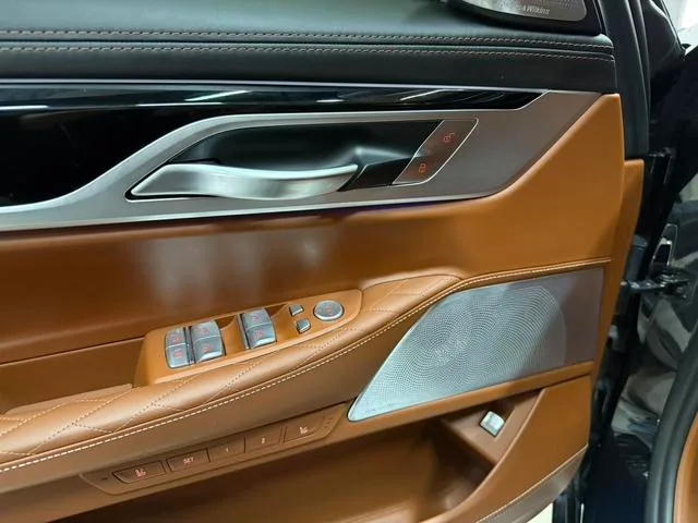 BMW 7 Series 2019 Модификация 740Li xDrive Административный тип Роскошный набор экстерьер фото 5