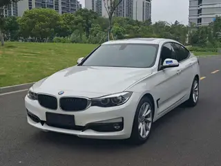 BMW 3 Series GT 2018 320i Модный тип экстерьер фото 1