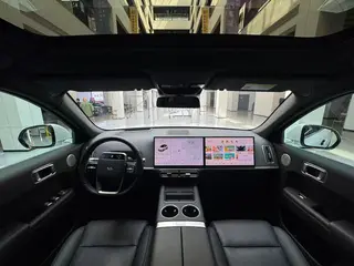 Li Auto L7 2023 Pro Edición interior foto 12