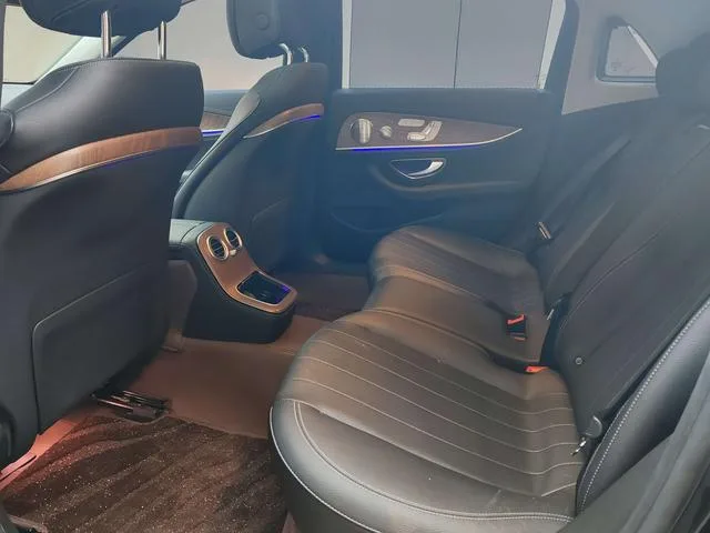 Mercedes-Benz E-Class 2022 E 300 L Luxury type Passenger car exterior photo 10 Mercedes-Benz E-Class 2022 E 300 L Luxury type Passenger car exterior photo 10