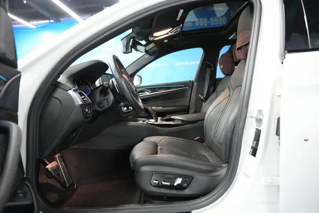 BMW 5 Series 2018 Reforma 530Li Tipo de lujo M Conjunto deportivo exterior foto 4