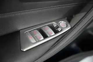BMW 5 Series 2018 Reforma 530Li Tipo de lujo M Conjunto deportivo interior foto 15